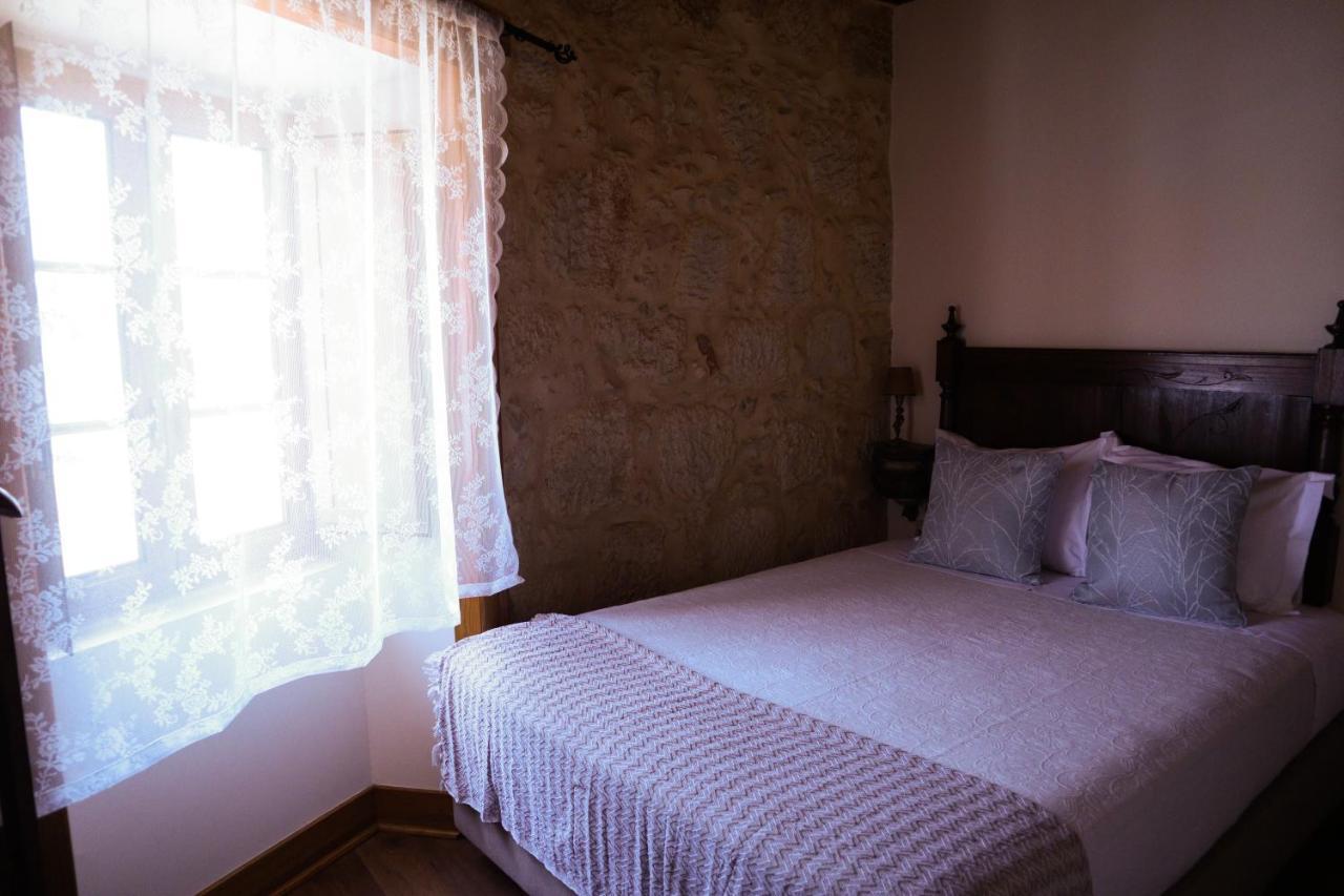 O Pombal Bed & Breakfast Alcanena Exterior photo
